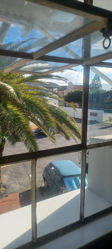 2 Bedroom Property for Sale in Lakeside Western Cape